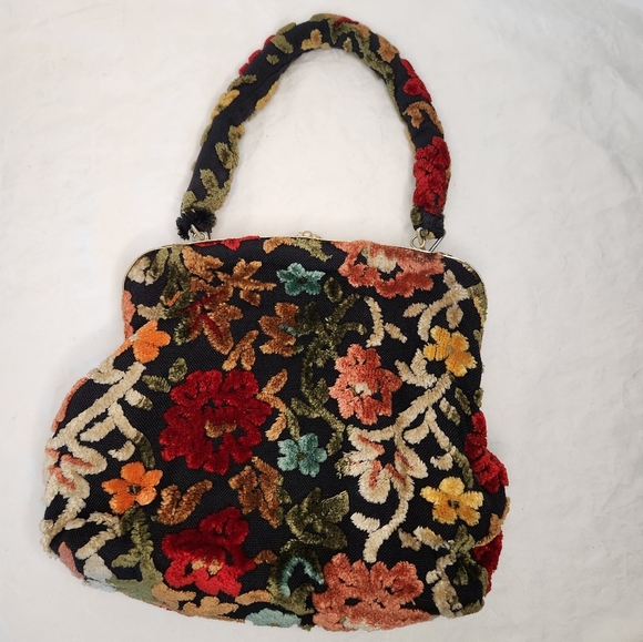 John Wind Chenille Purse - Picture 3 of 12